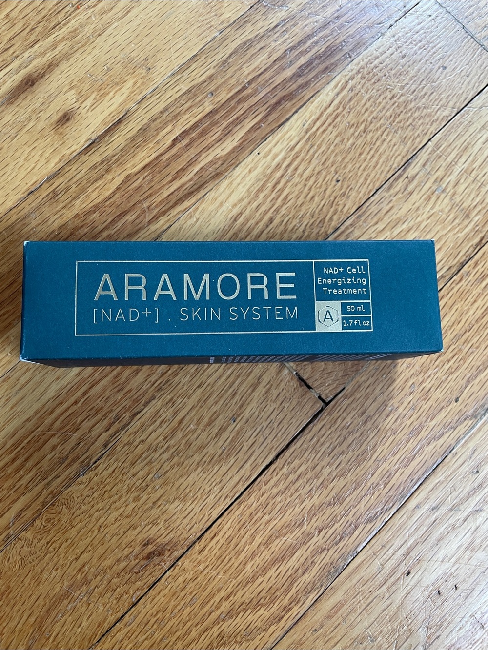 Aramore NAD+ Skin System Energizing Treatment - Teal Box